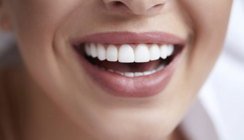 Natural Teeth Whitening with Garlic: Myth or Effective Home Remedy?