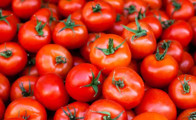 Tomatoes: The Surprising Superfood for Your Health and Kitchen