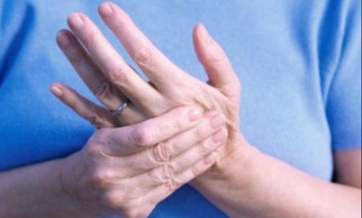 Mouth Health: Key Facts and Early Warning Signs