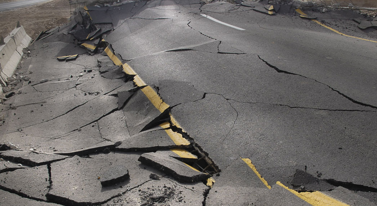 Breaking: 7.7 Earthquake Strikes With Powerful Force