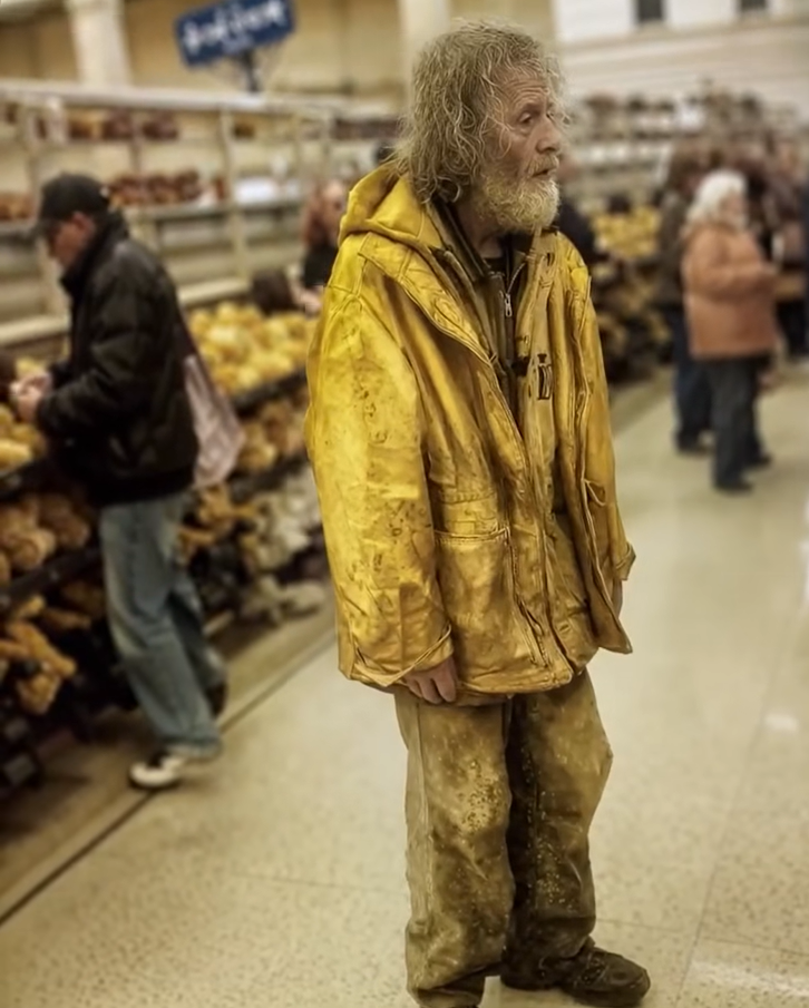 Billionaire Tests Humanity to Find True Heir