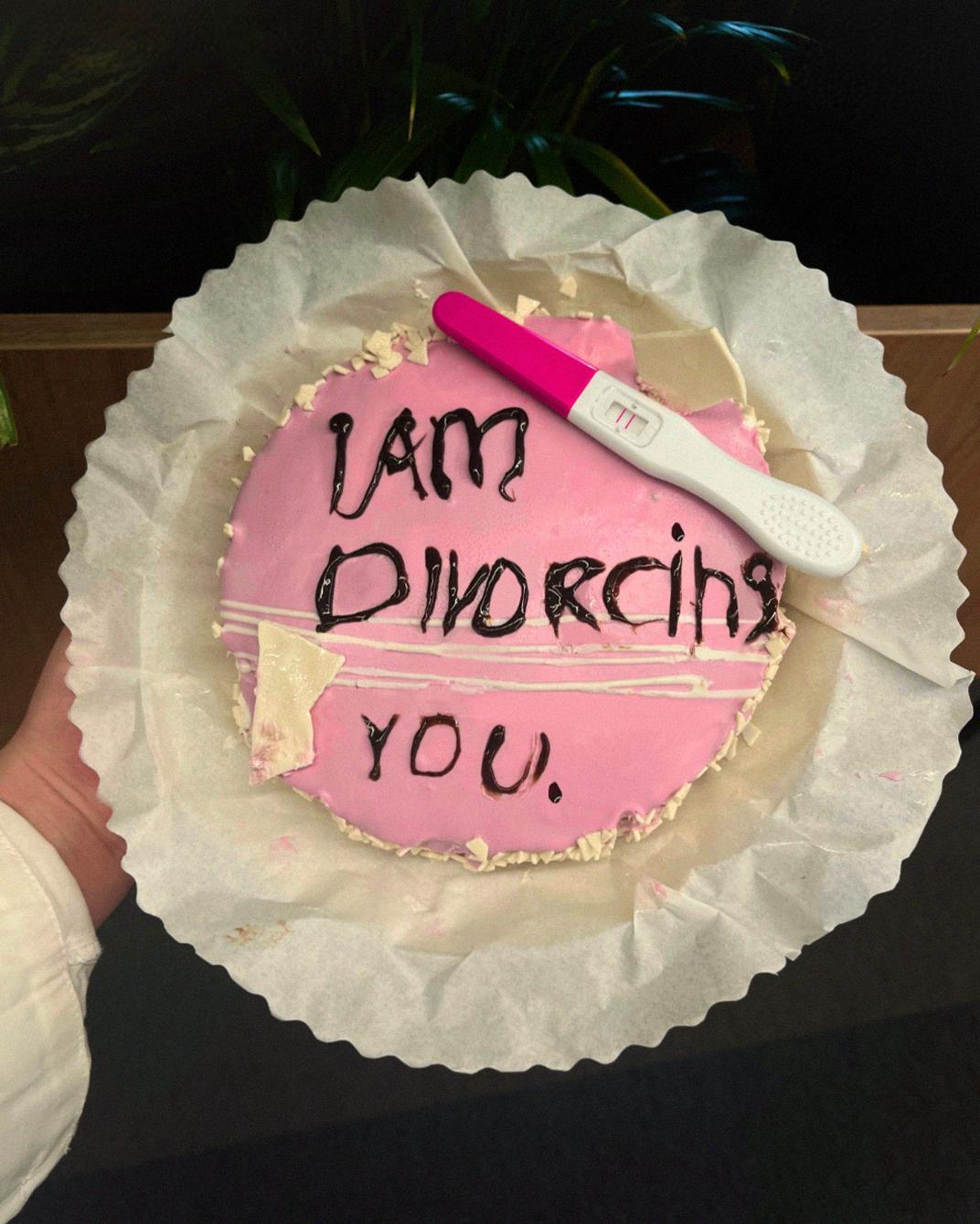The Divorce Cake That Revealed the Unexpected Truth