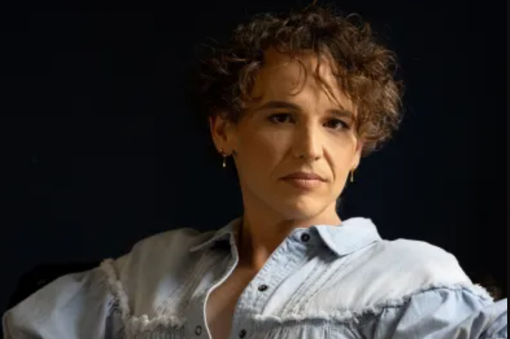 Country Star’s Inspiring Journey Toward a New Beginning