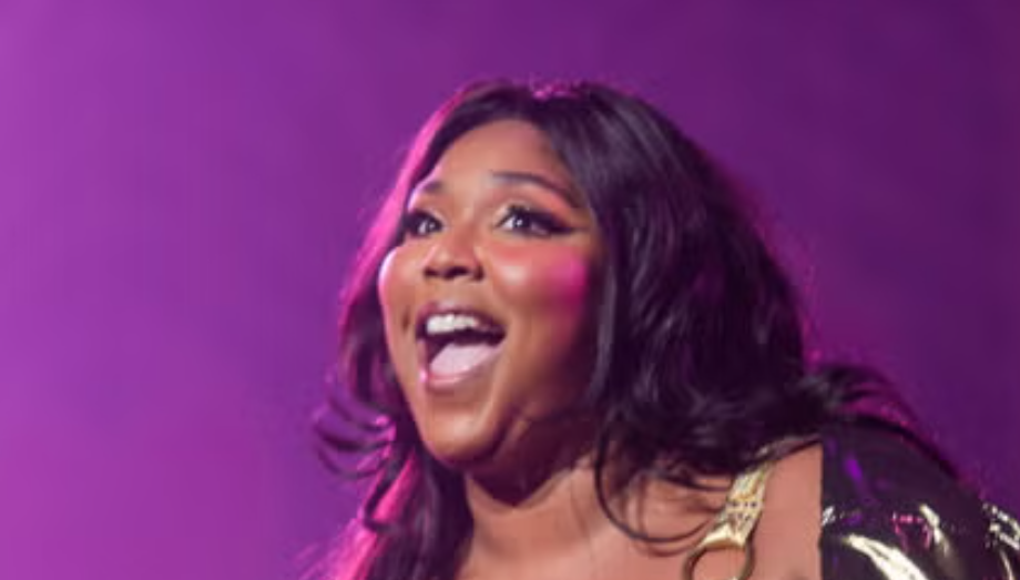 Lizzo Shows Off Fresh New Look as Fans Celebrate Her Confidence