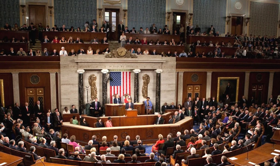 Lawmakers Advance Divisive Legislation Following Tight Vote