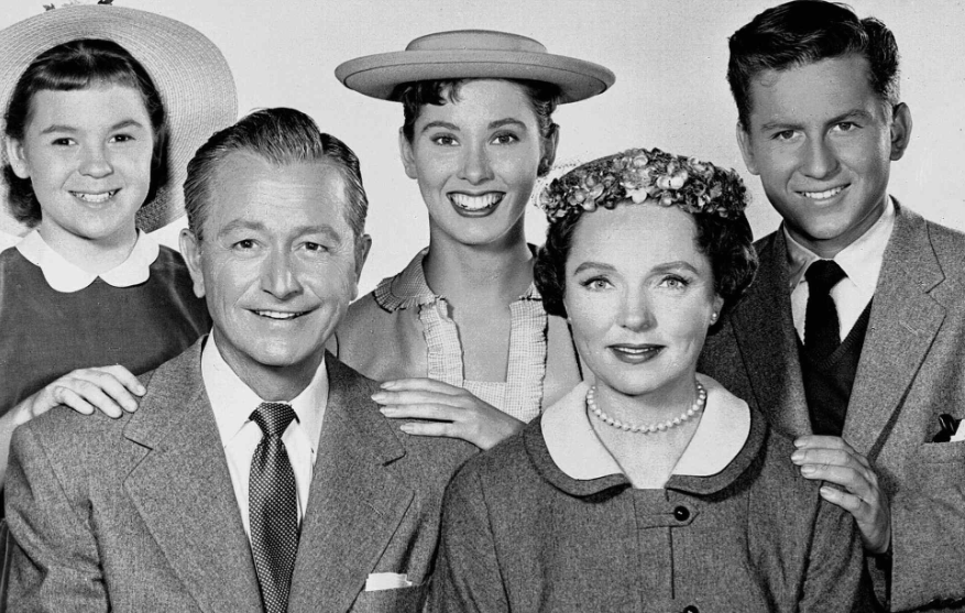 A Cherished Television Icon’s Inspiring Journey Through the Years