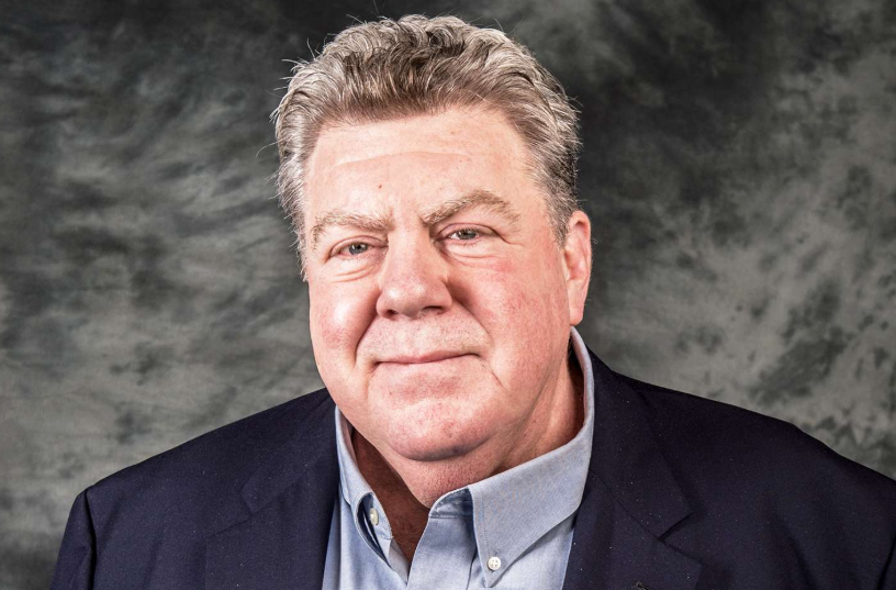 Famous Actor Known for Classic Sitcom Role Dies Peacefully at 76