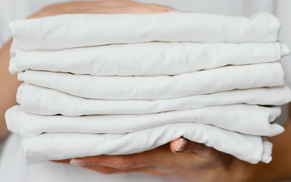 Understanding Laundry Marks on Clothing: Causes and Simple Tips
