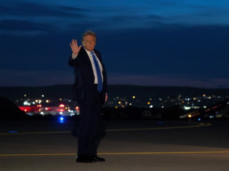 Late-Night Sighting Sparks Curiosity as Questions Arise Online