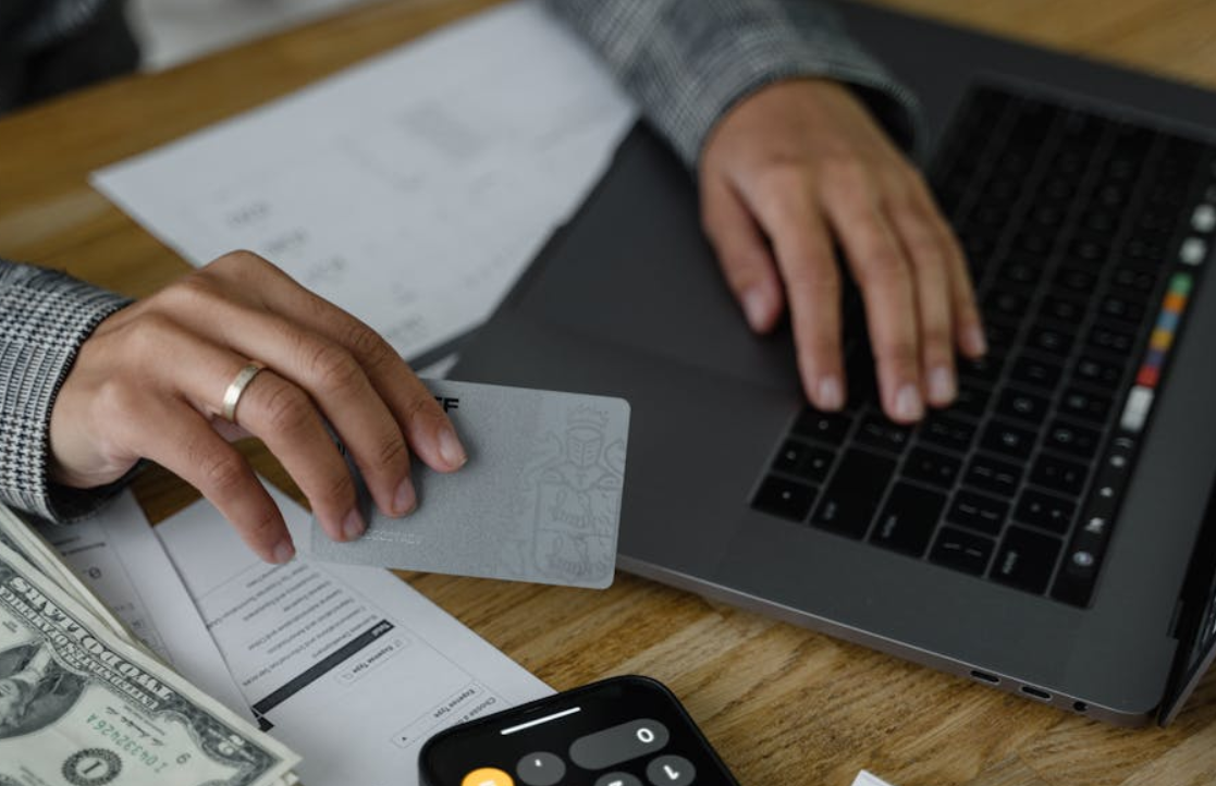 My Father Emptied My Bank Account Before Rent Was Due—Then a Bank Manager Discovered Evidence That Changed Everything