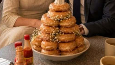 Bride’s Simple Wedding Dessert Revealed a Secret That Changed Her Family Forever