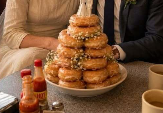 Bride’s Simple Wedding Dessert Revealed a Secret That Changed Her Family Forever Bride’s Simple Wedding Dessert Revealed a Secret That Changed Her Family Forever